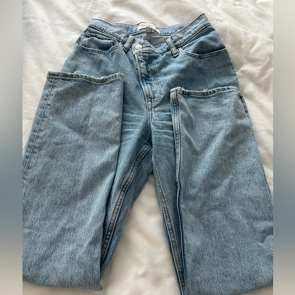 Abercrombie The 90s Straight Ultra High Rise Jeans (Curve Love) - Picture 8 of 10